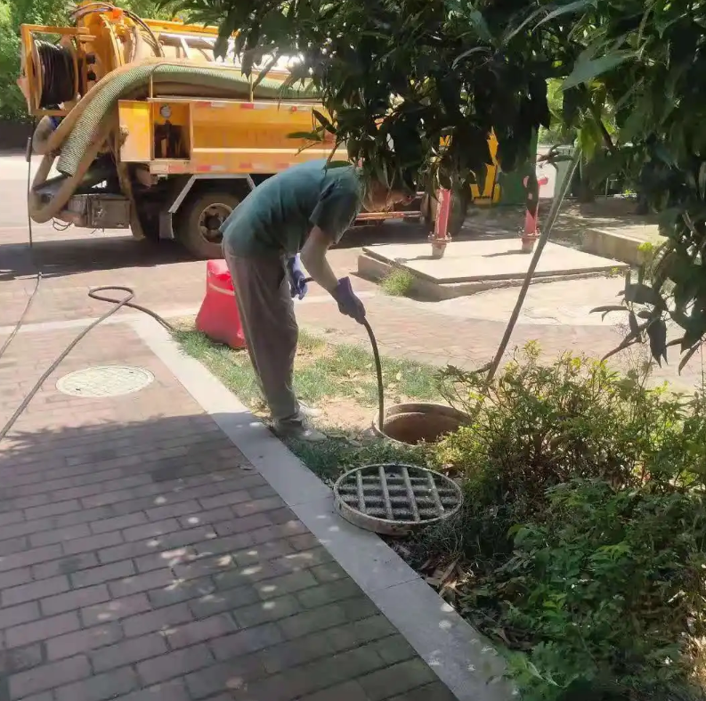 洛江市政排污管道清淤疏通——专业团队，让您全程省心！